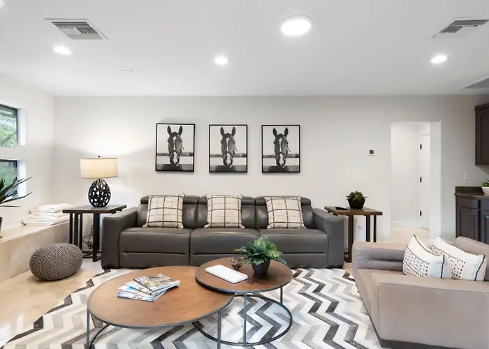 Holiday home Minutes From Shopping, Old Town, Dining & Golf Scottsdale