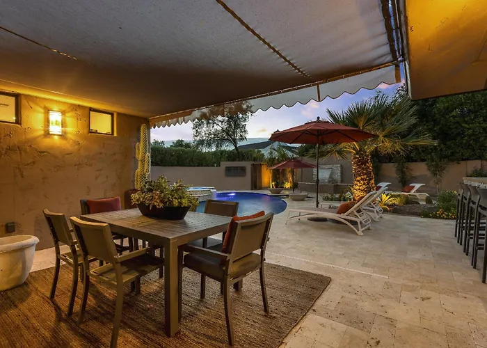 Minutes From Shopping, Old Town, Dining & Golf Holiday home Scottsdale